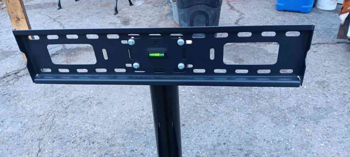 Glass Entertainment Center - Hot Springs Village, Arkansas - FleaMarketBay