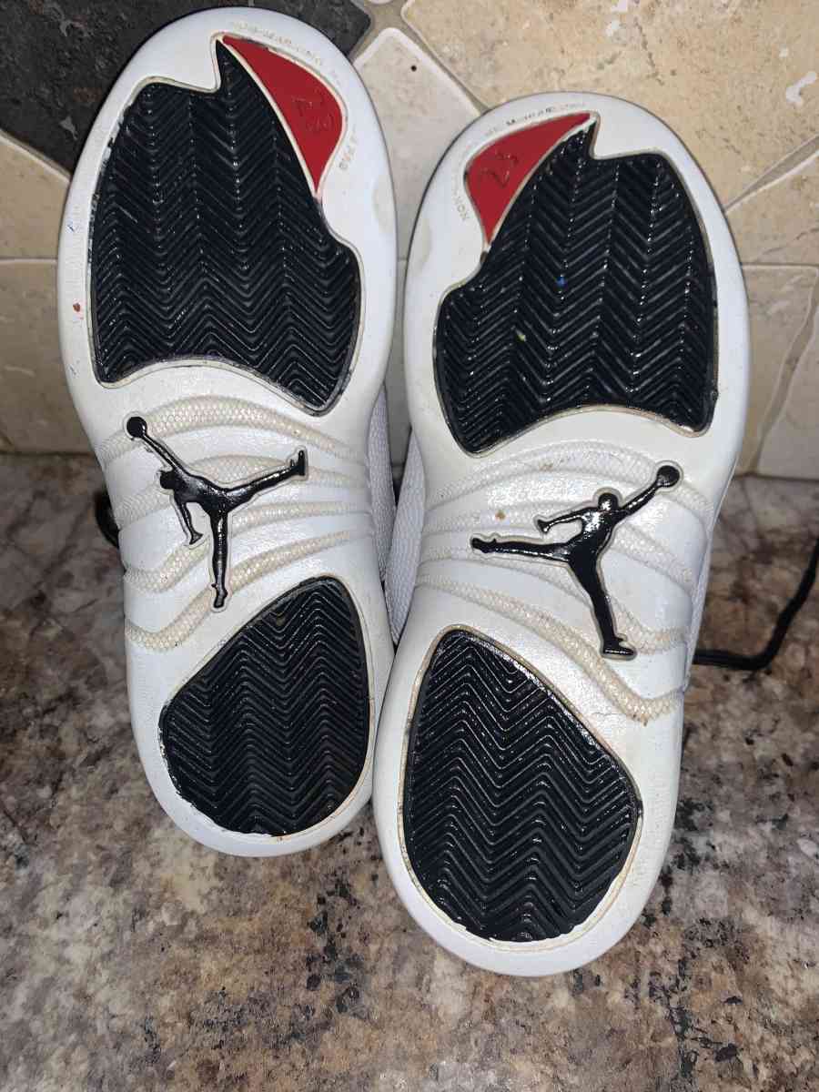 Air Jordan 12 Retro Playoffs Size 1Y New 151186006 - Lincolnton, North Carolina - FleaMarketBay