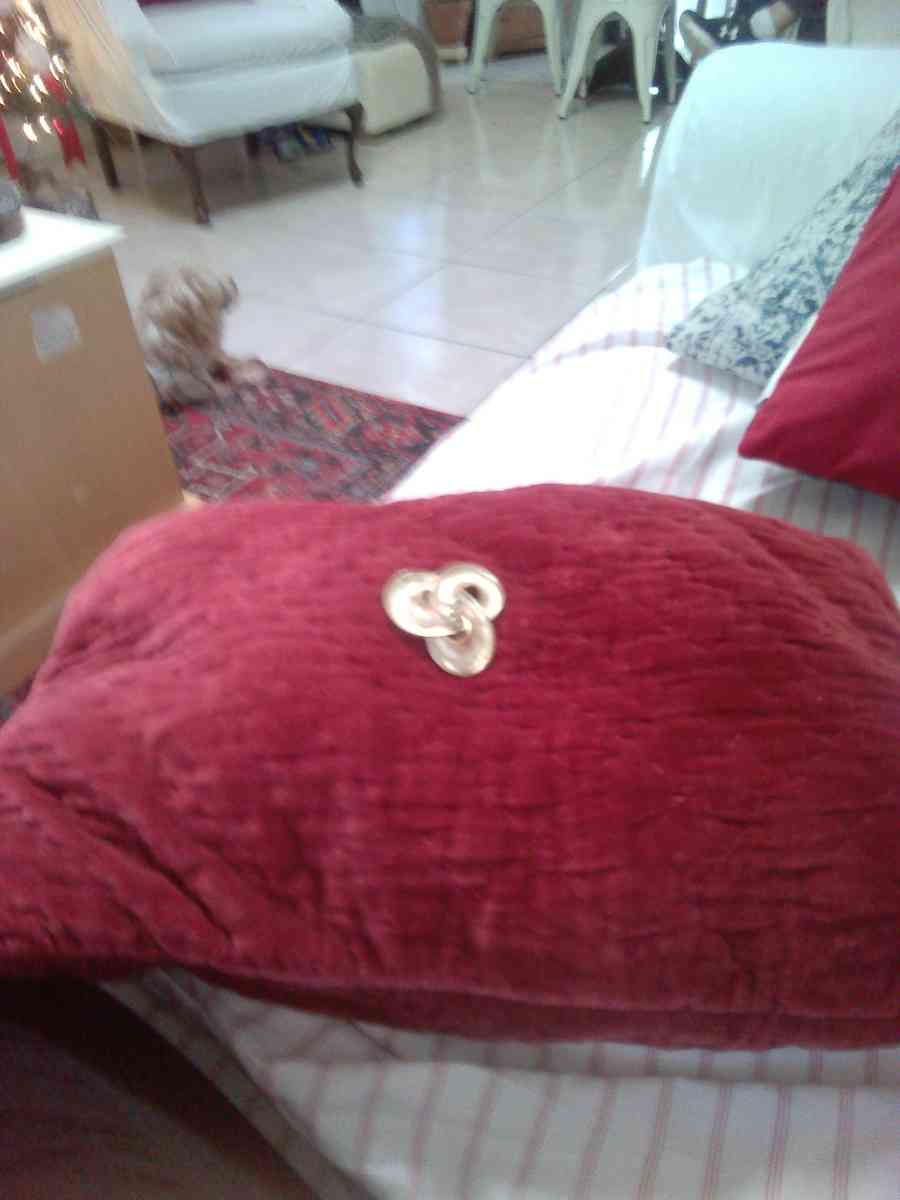 brooch gold plated - Casselberry, Florida - FleaMarketBay