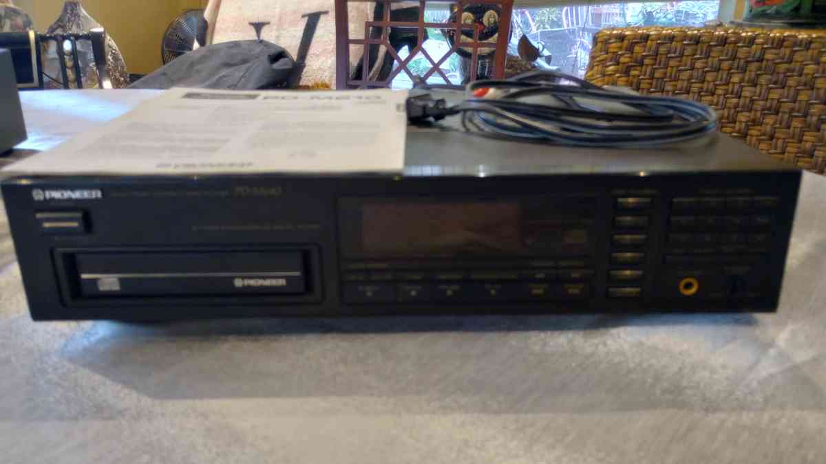 1989 Pioneer PDM610  Compact Disc Changer Vintage W Instruct - Hollywood, Florida