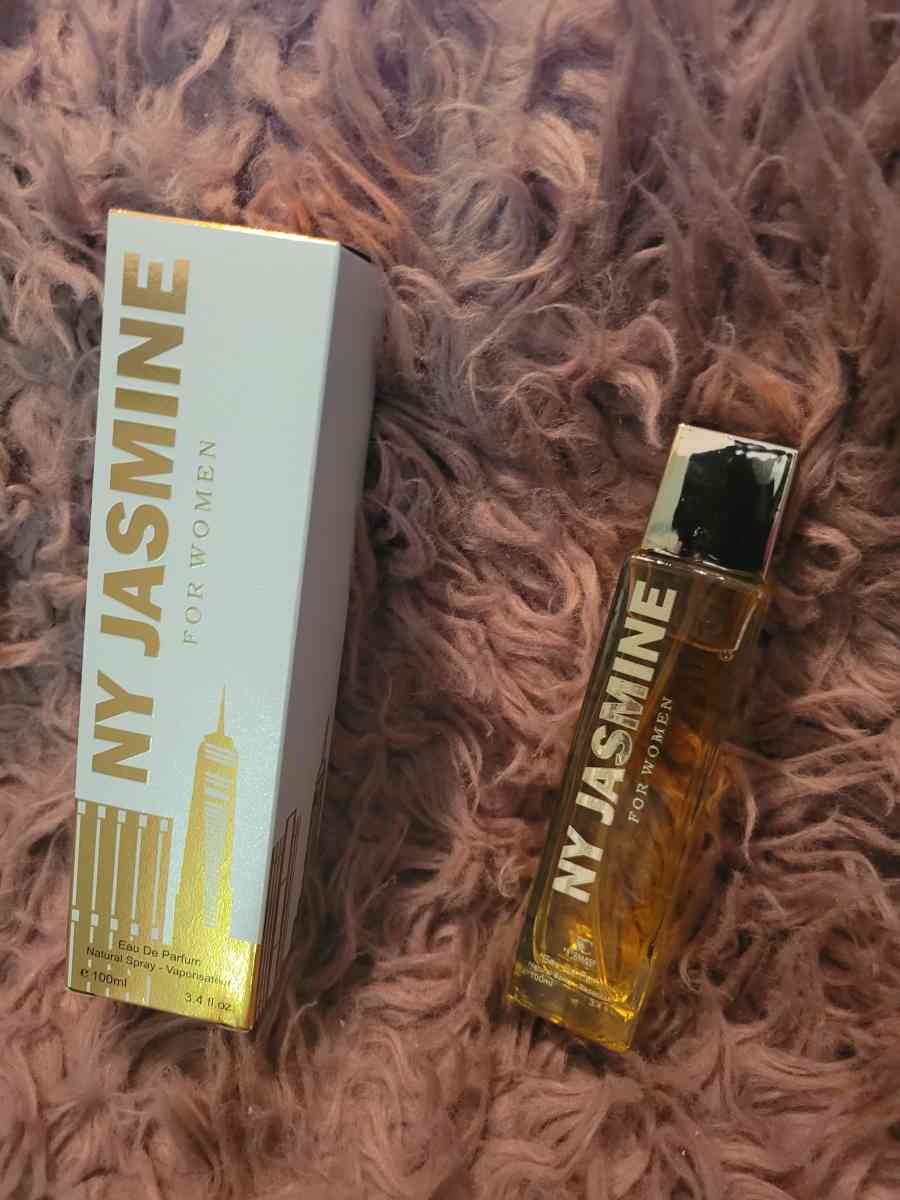 Parfums - Snellville, Georgia - FleaMarketBay