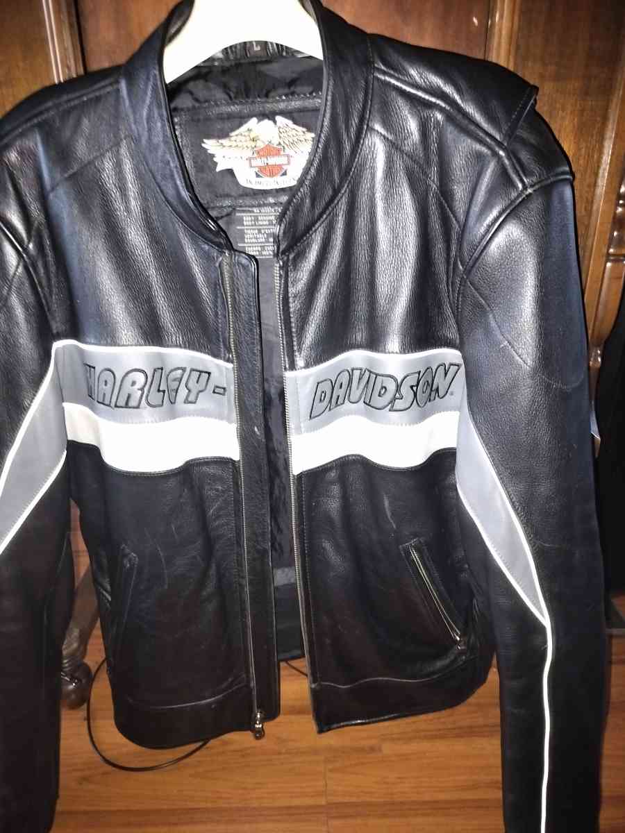 Mens leather HarleyDavidson coat - Kings Mountain, North Carolina - FleaMarketBay