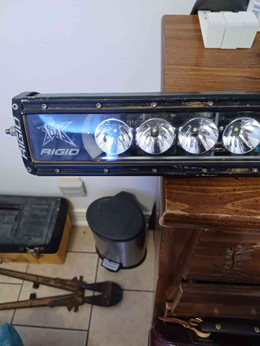 light bar - Midland, Texas - FleaMarketBay
