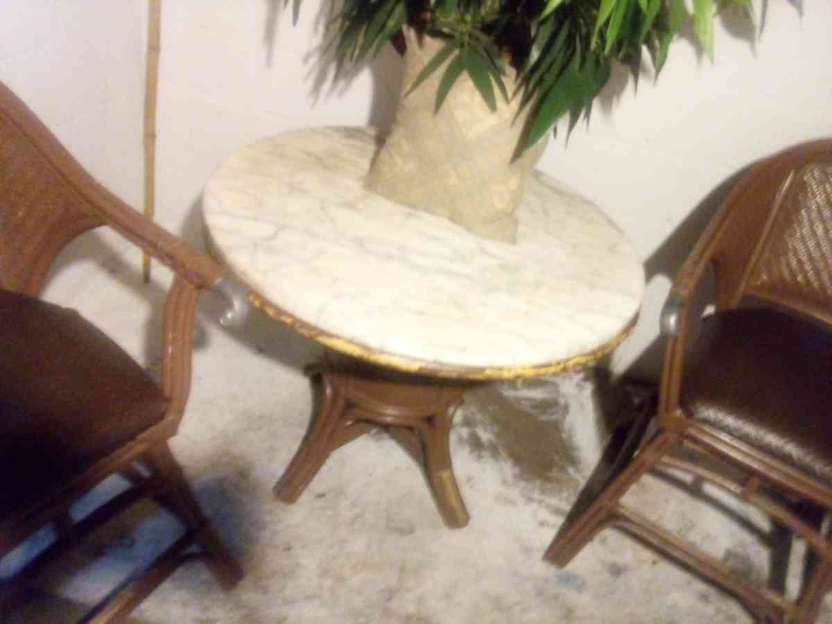 Italian marble table - Marion, Indiana