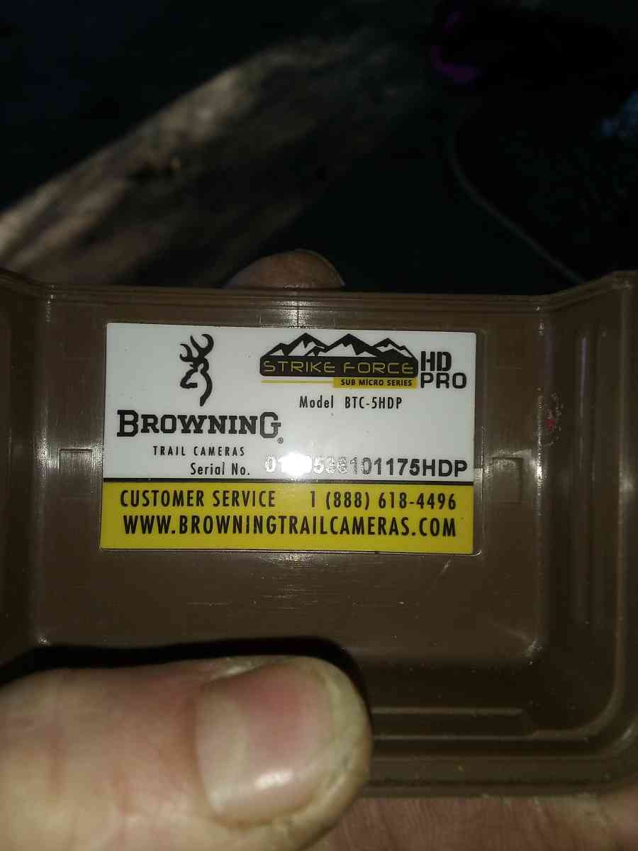 two trail cameras - Pass Christian, Mississippi - FleaMarketBay