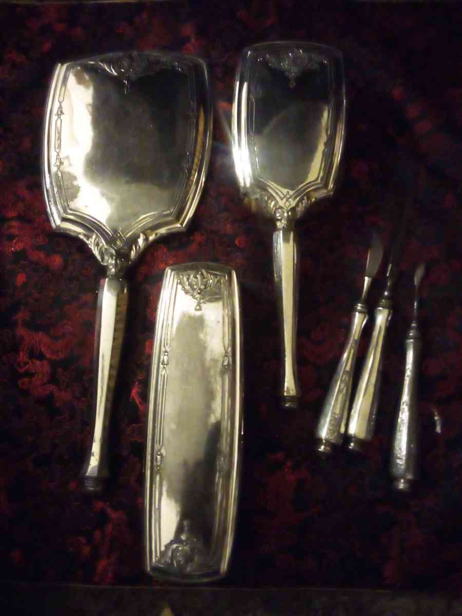 brush grooming set from the1910 or 1920 - Benton, Arkansas