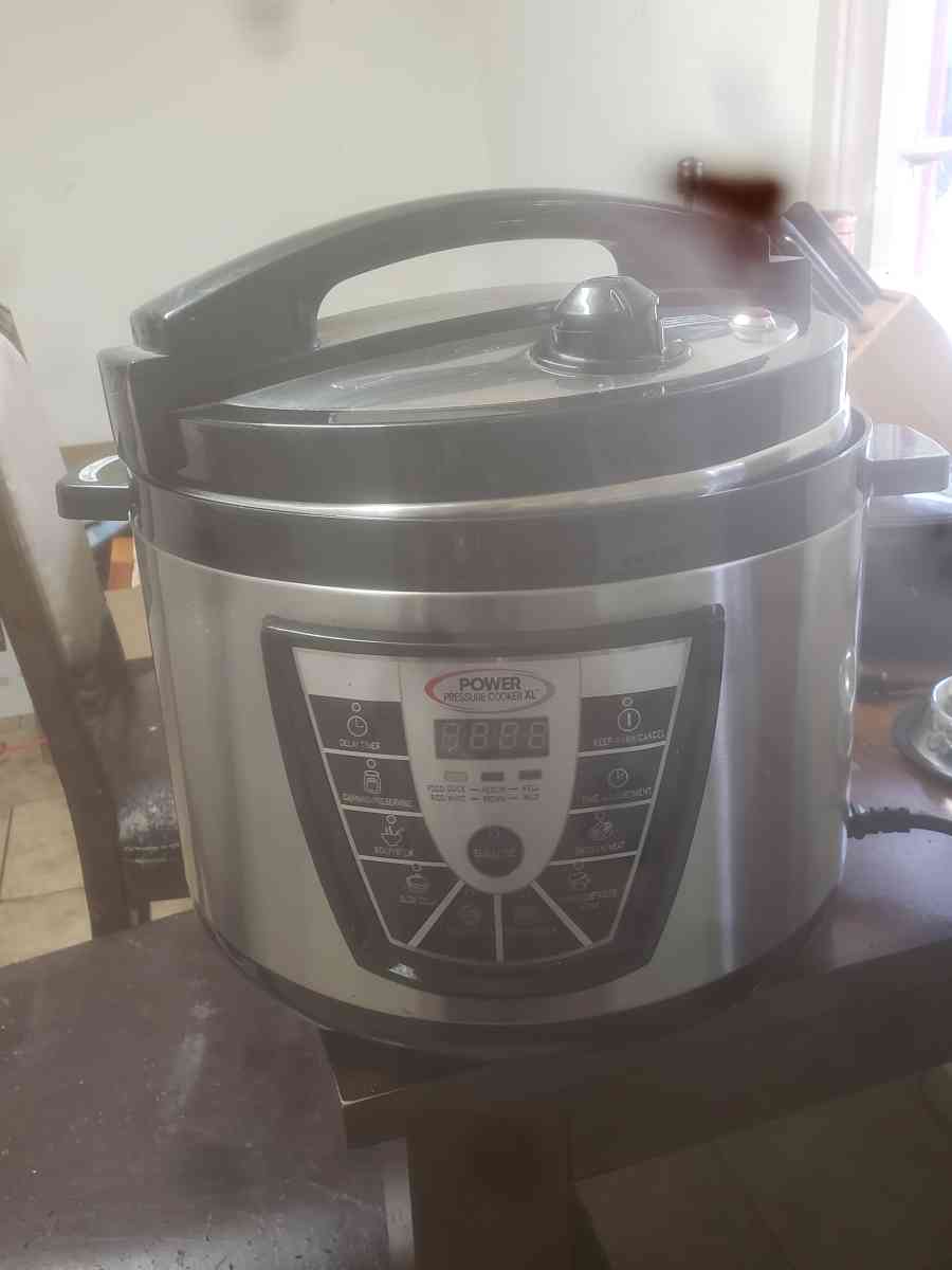 antiques collectables model cars knives dolls clothes shoes - Tucson, Arizona - FleaMarketBay