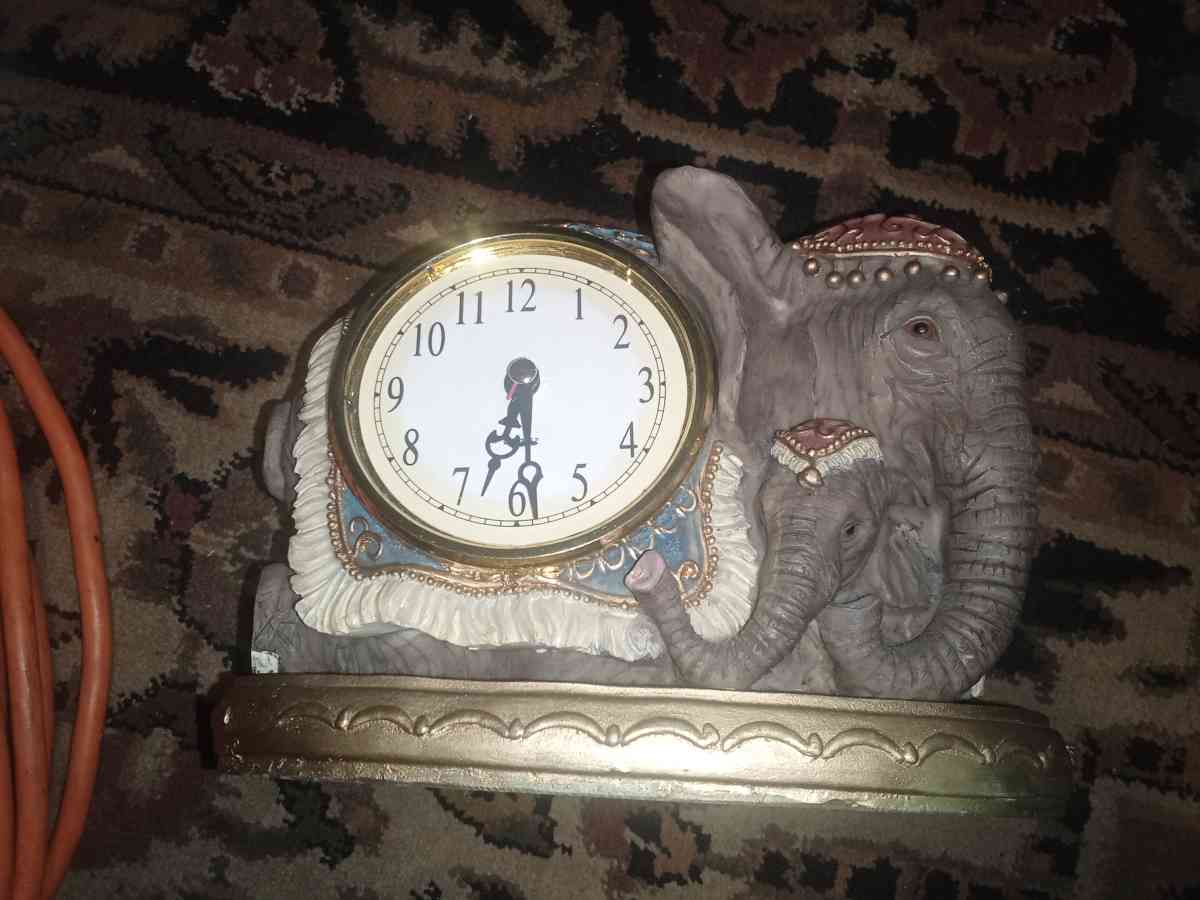 Elephant Clock - Charlotte, North Carolina - FleaMarketBay