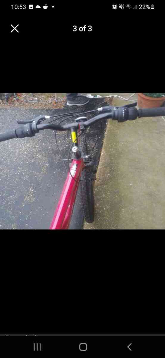 WOMANS OR TEEN BICYCLE