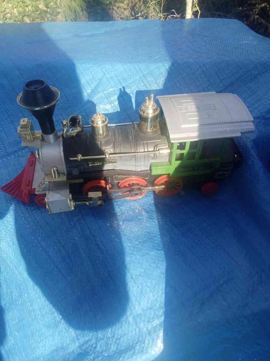 Train - Charlotte, North Carolina - FleaMarketBay