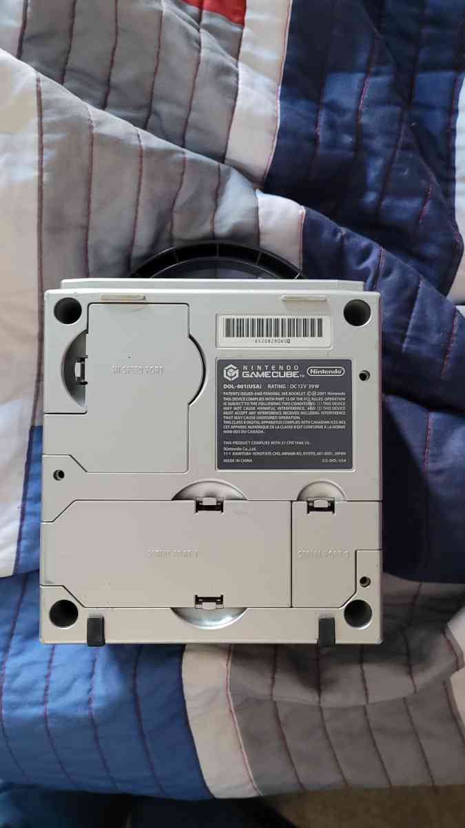 Nintendo GameCube silver console - Arapahoe, Colorado - FleaMarketBay