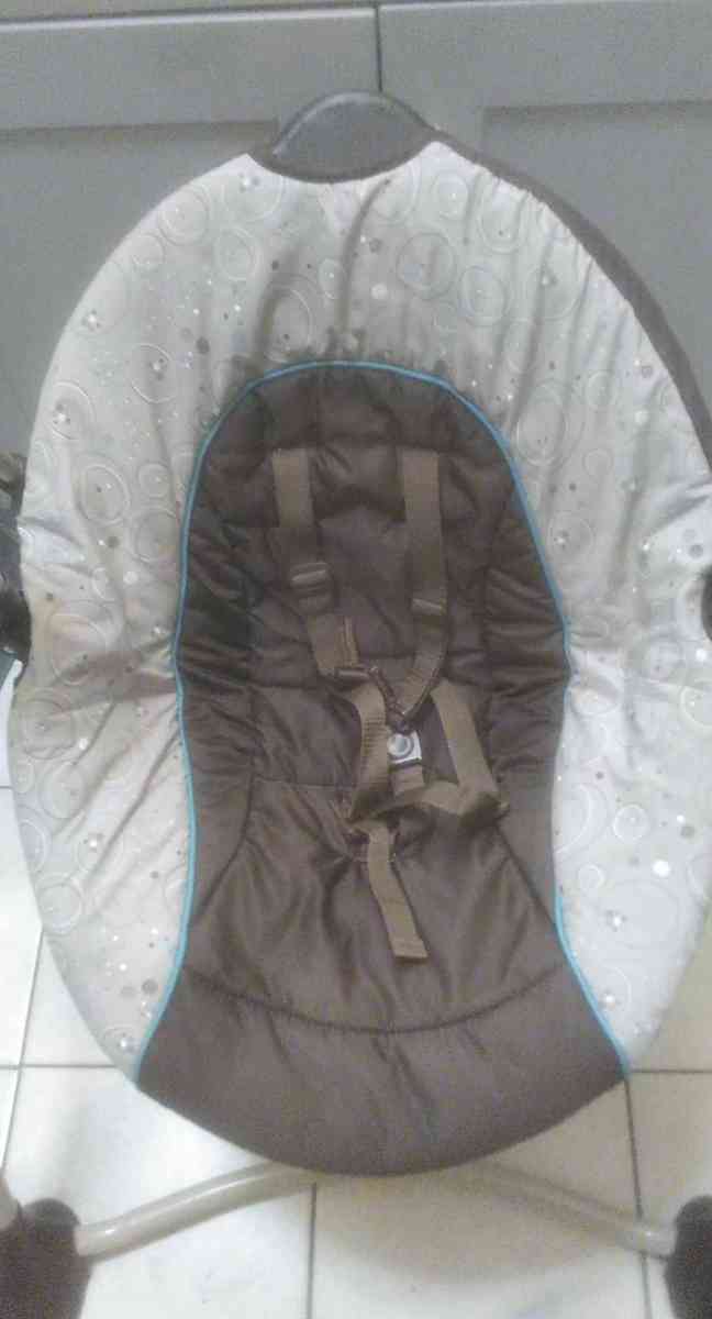 Unisex GRACO Baby Swing - Hanover, Pennsylvania - FleaMarketBay