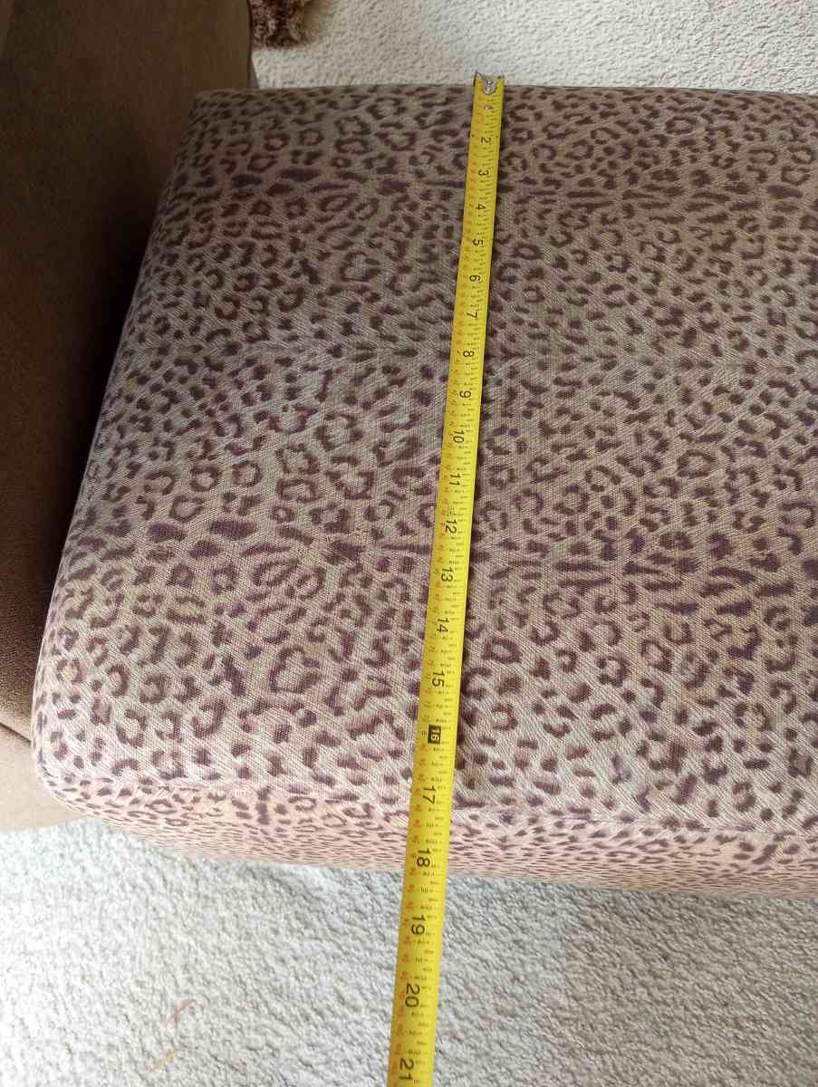 table like new - Alicia, Arkansas - FleaMarketBay