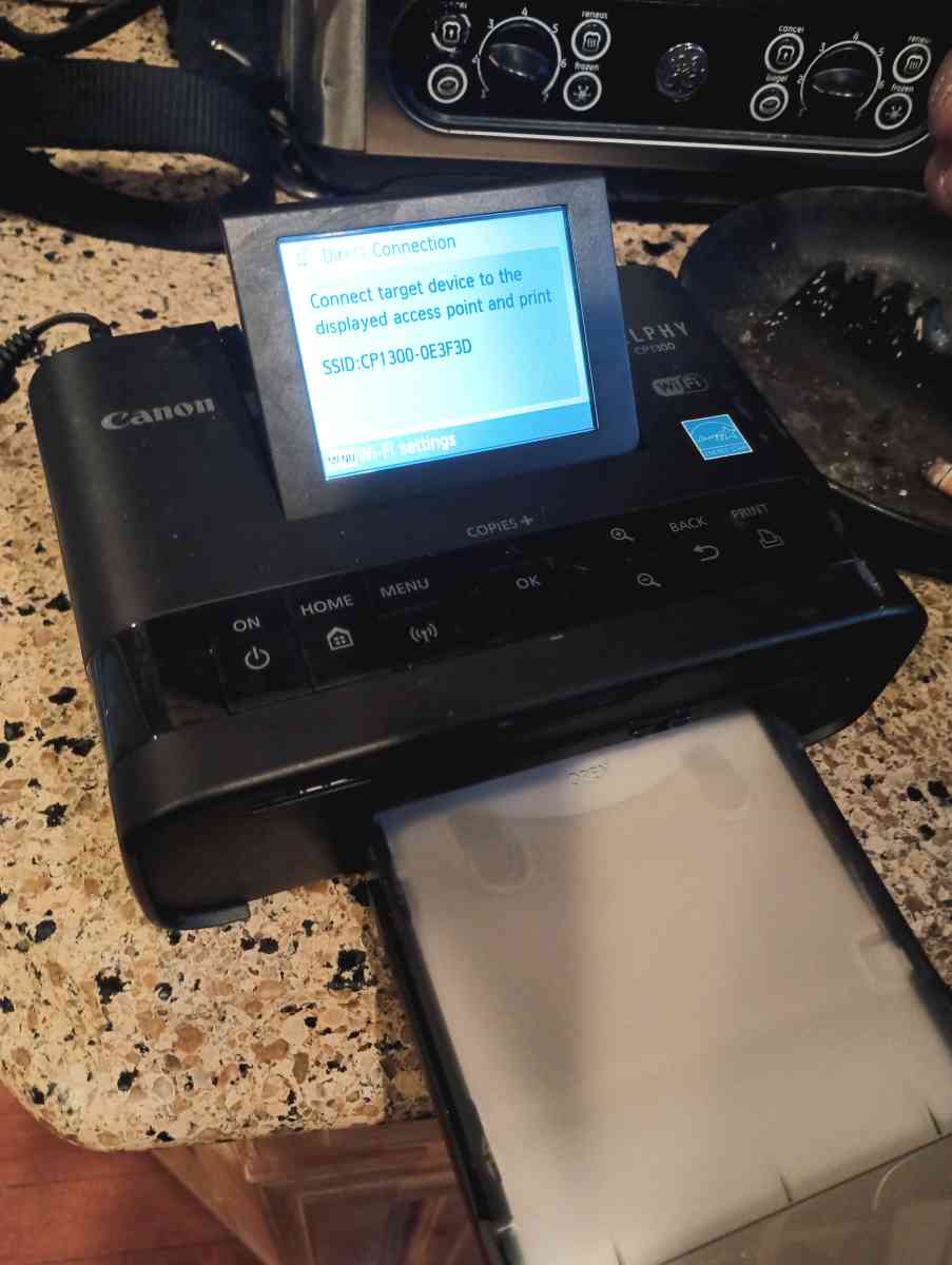 a Canon 1300 CP selfie printer - Cincinnati, Ohio