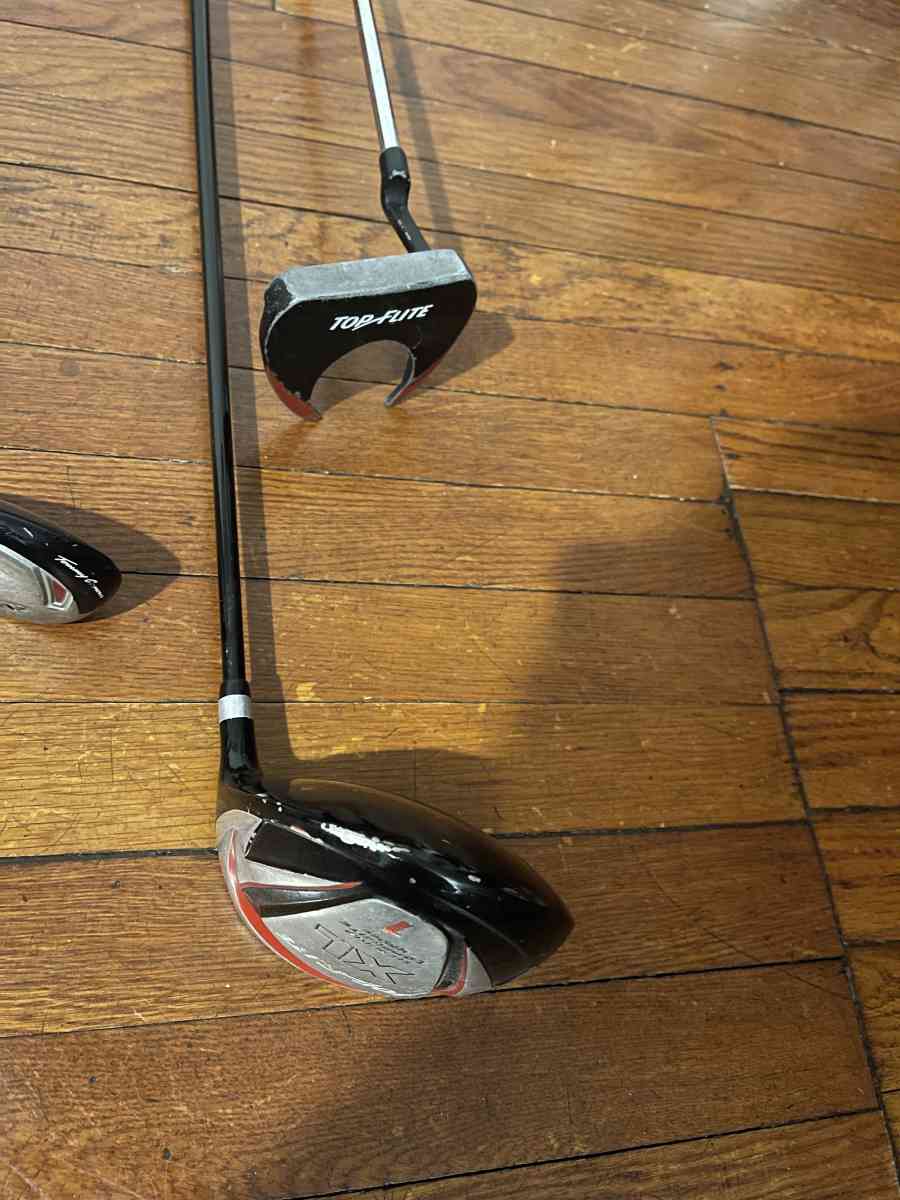 25 golf clubs - Lyndhurst, New Jersey - FleaMarketBay