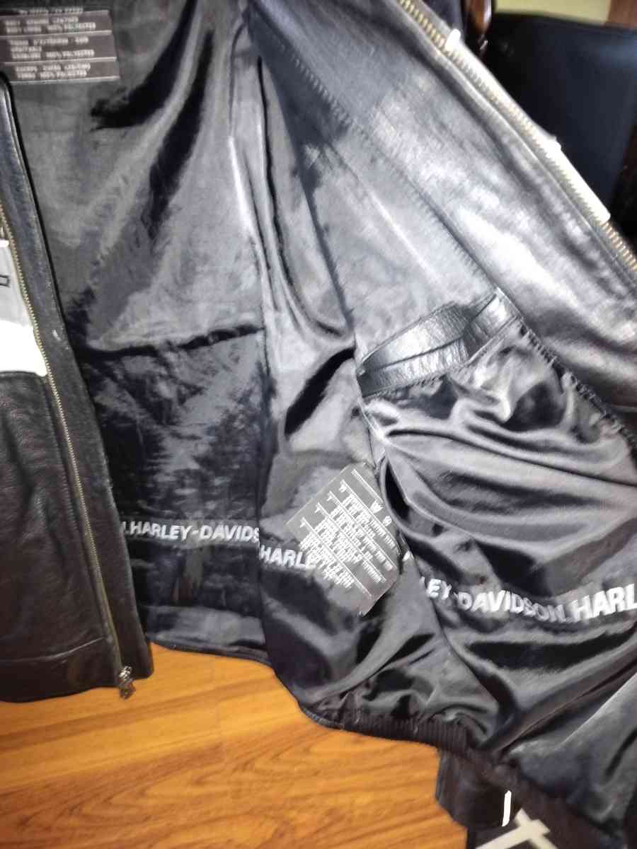 Mens leather HarleyDavidson coat - Kings Mountain, North Carolina