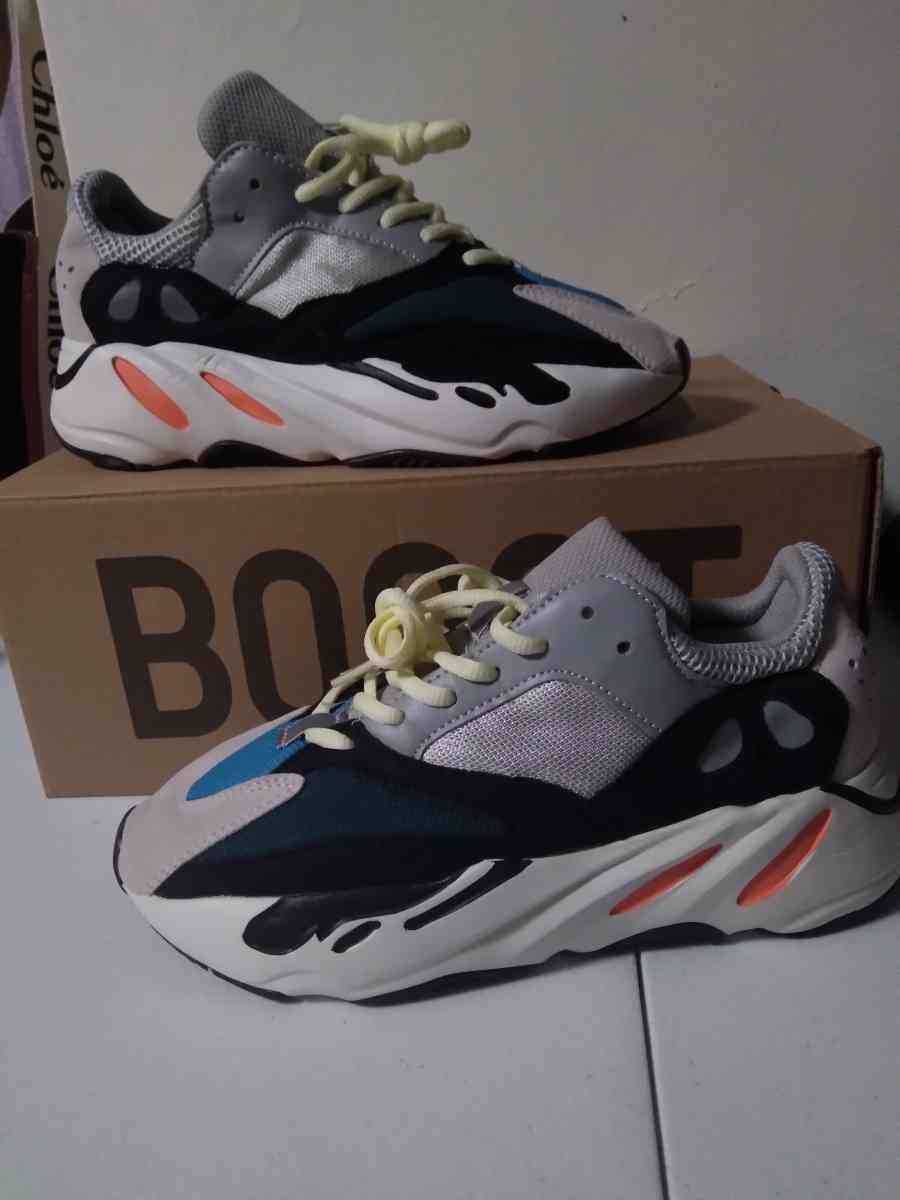 shoes sz7 - Alicia, Arkansas