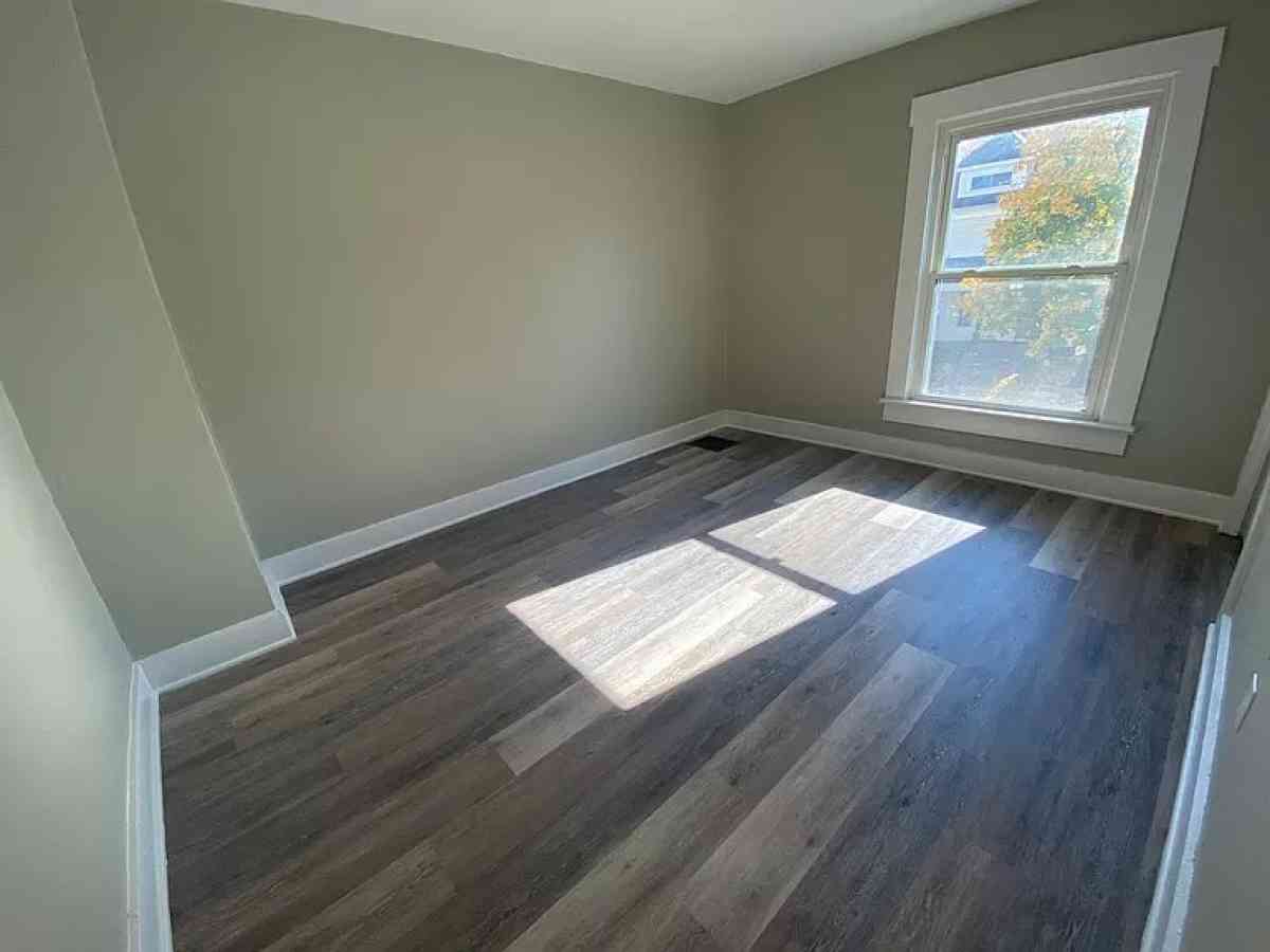 house for rent - Dayton, Ohio - FleaMarketBay