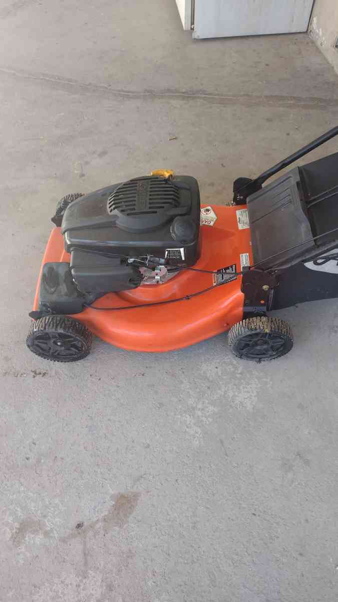 Ariens self propelled lawnmower - Las Vegas, Nevada