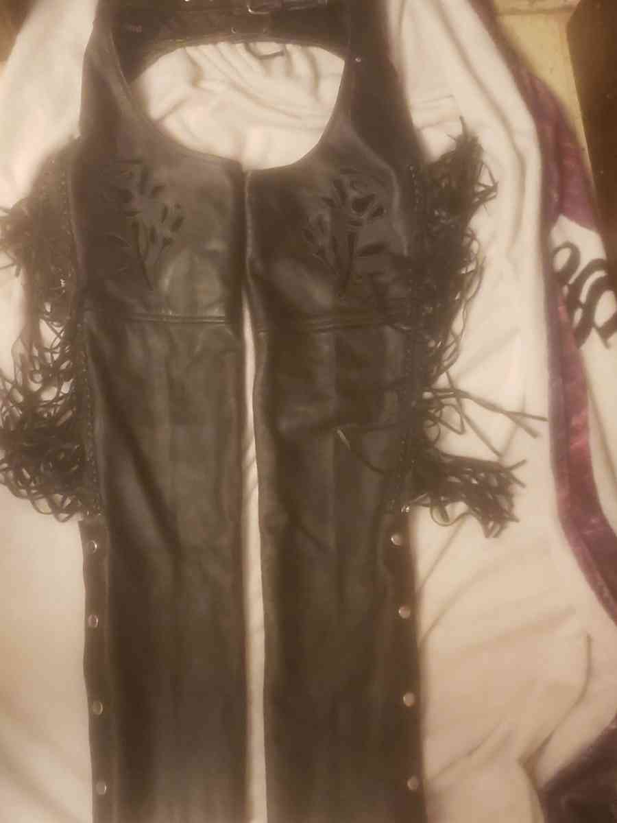 motorcycle leather chaps - Redfield, South Dakota - FleaMarketBay