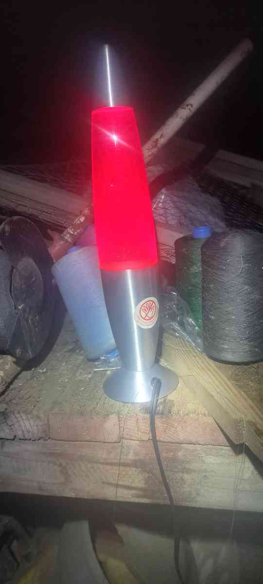 2lava lamps - Tulare, California - FleaMarketBay