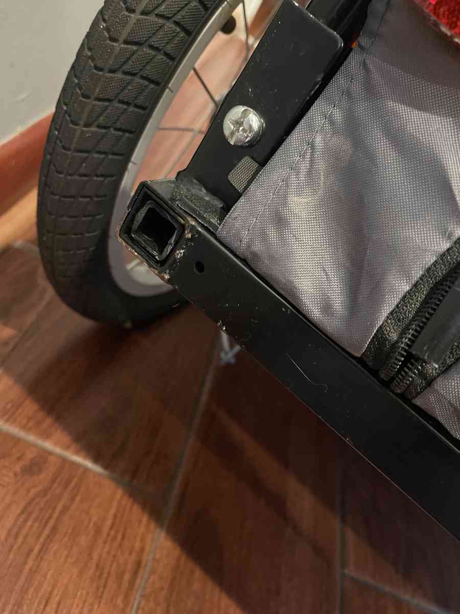 Schwinn dog trailer to attach to bike - Lyndhurst, New Jersey - FleaMarketBay