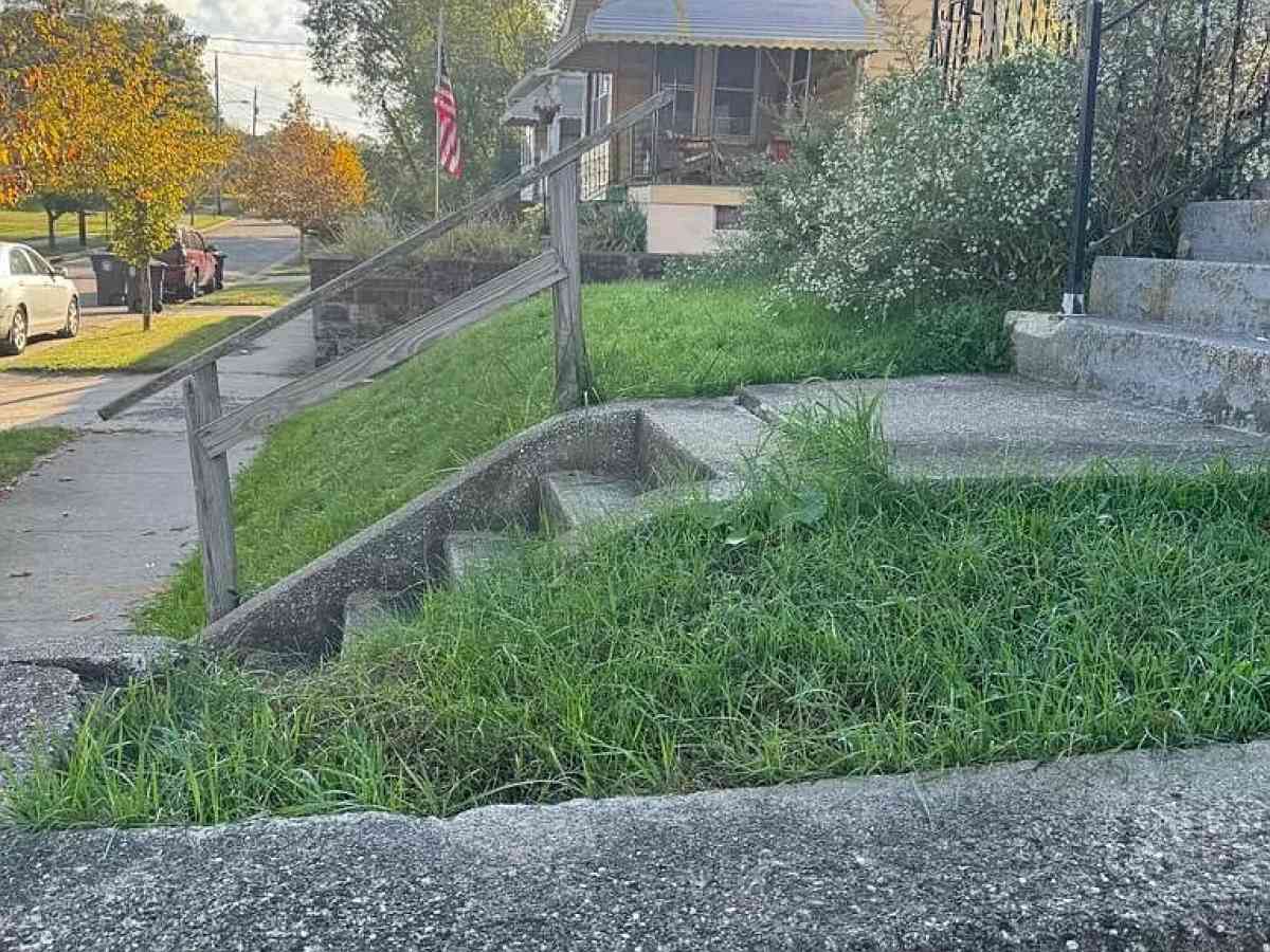 house for rent - Akron, Ohio - FleaMarketBay