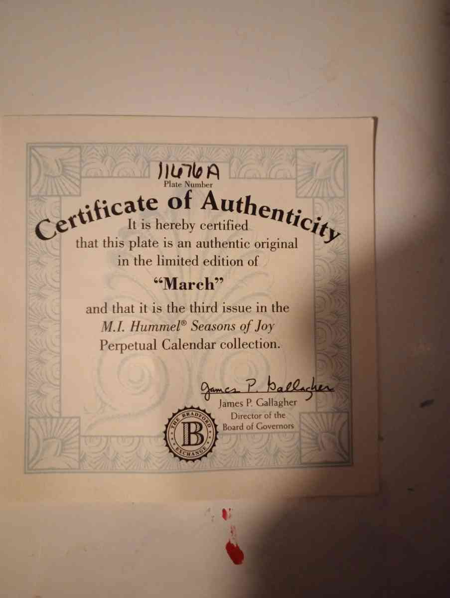 CHRISTMAS PLATES - Spring Hill, Florida - FleaMarketBay