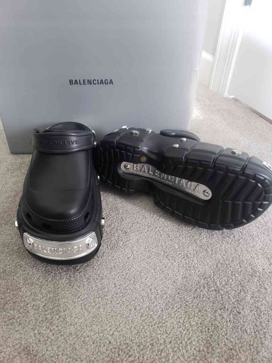 Balenciaga Hardcrocs Mule - Minneapolis, Minnesota - FleaMarketBay