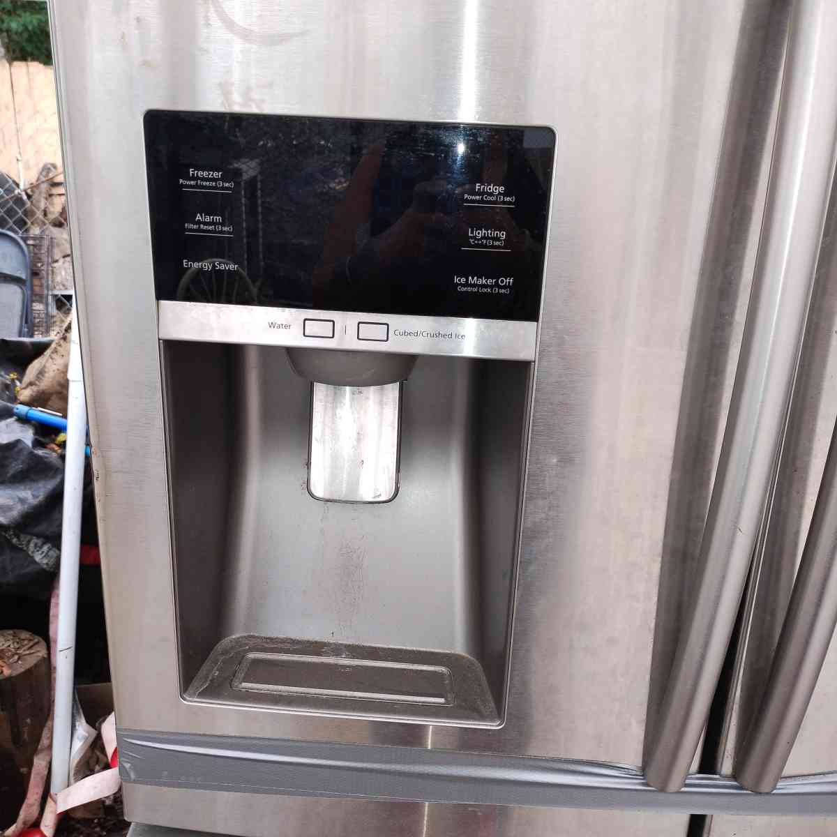 Samsung French Doors Stainless Steel Refrigerator - San Antonio, Texas - FleaMarketBay