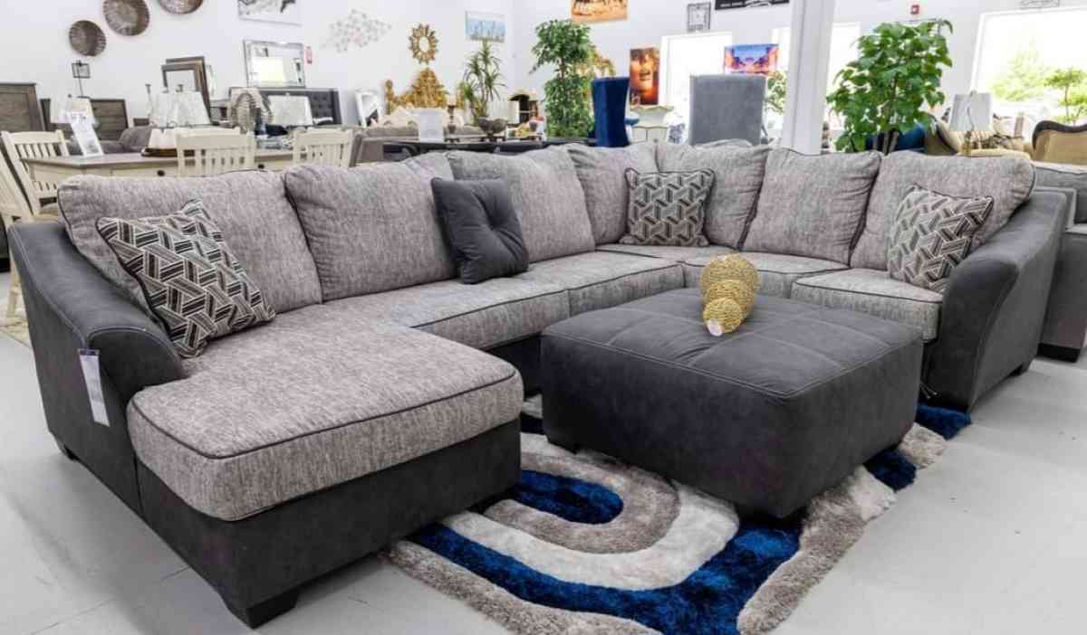 Bilgray pewter laf sectional seccional couch living room - Katy, Texas