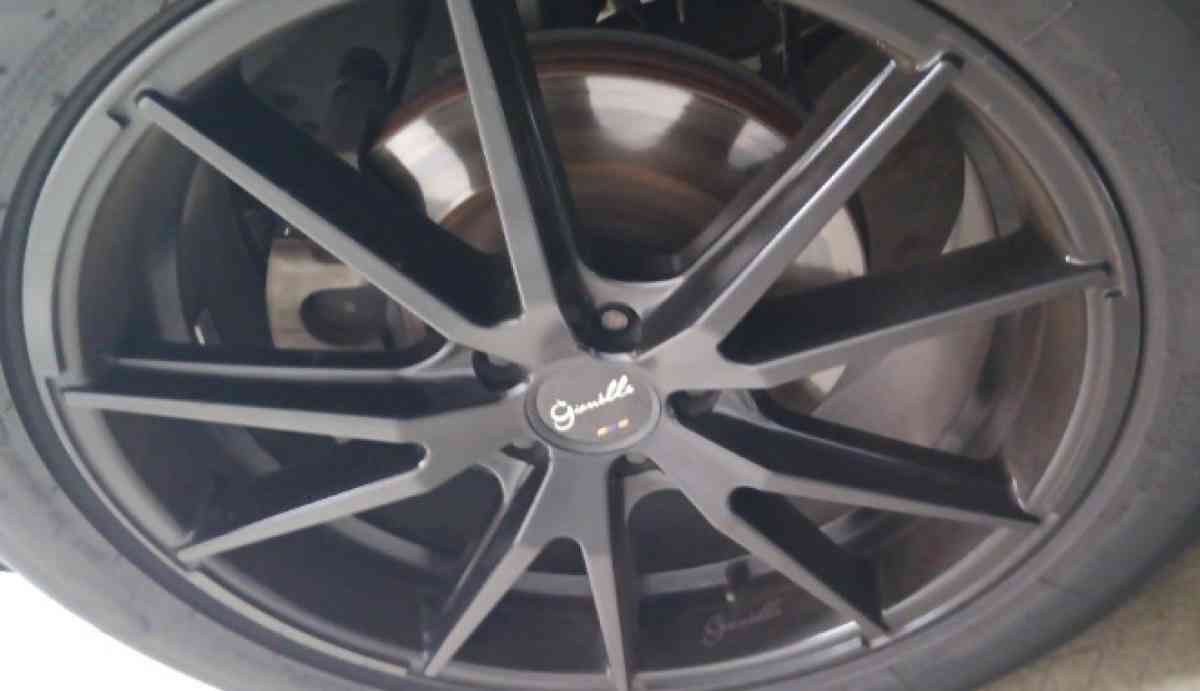 Gianelle 20 inch rims with tires - Aliso Viejo, California - FleaMarketBay