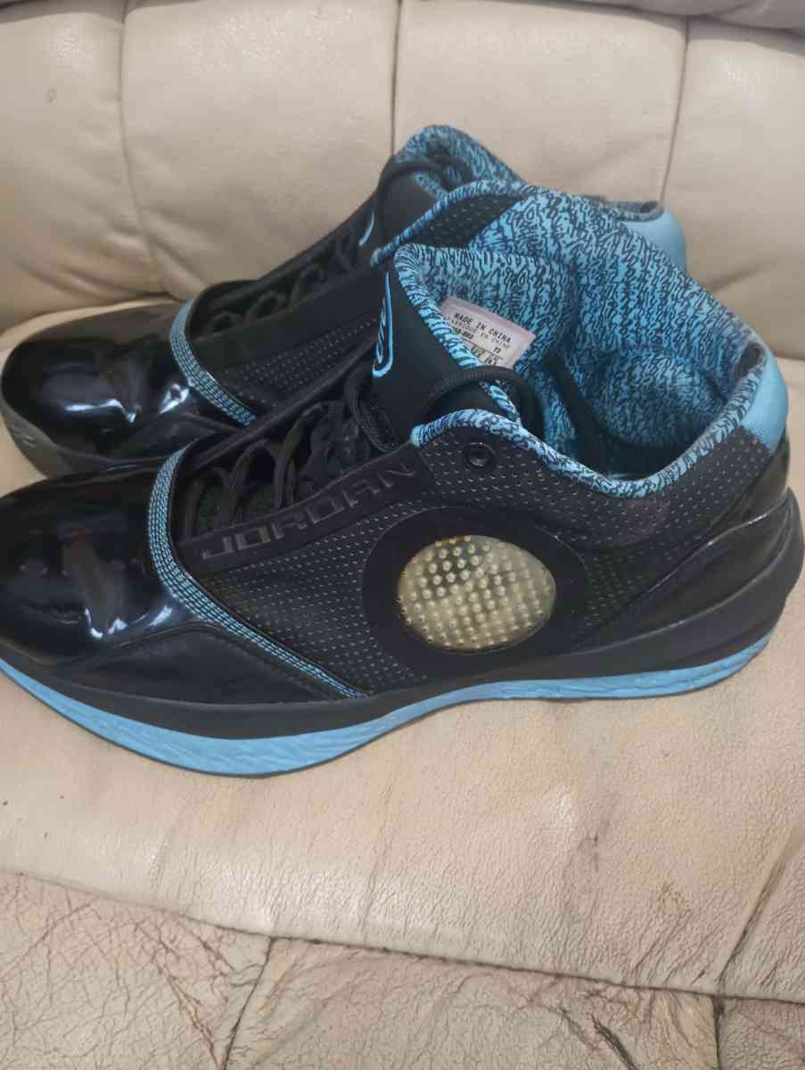 Jordan high top tennis shoes - Adelanto, California - FleaMarketBay