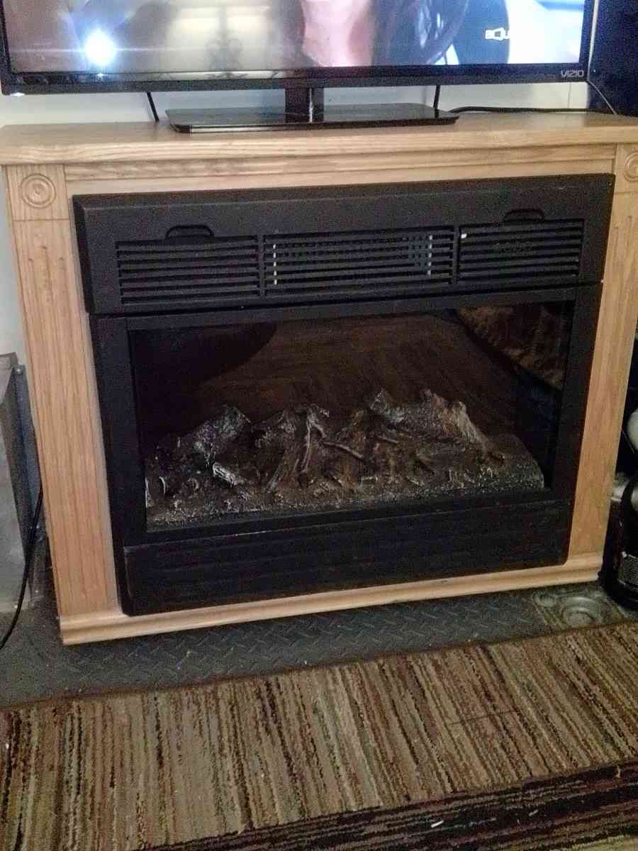 electric Amish fireplace - Champaign, Illinois
