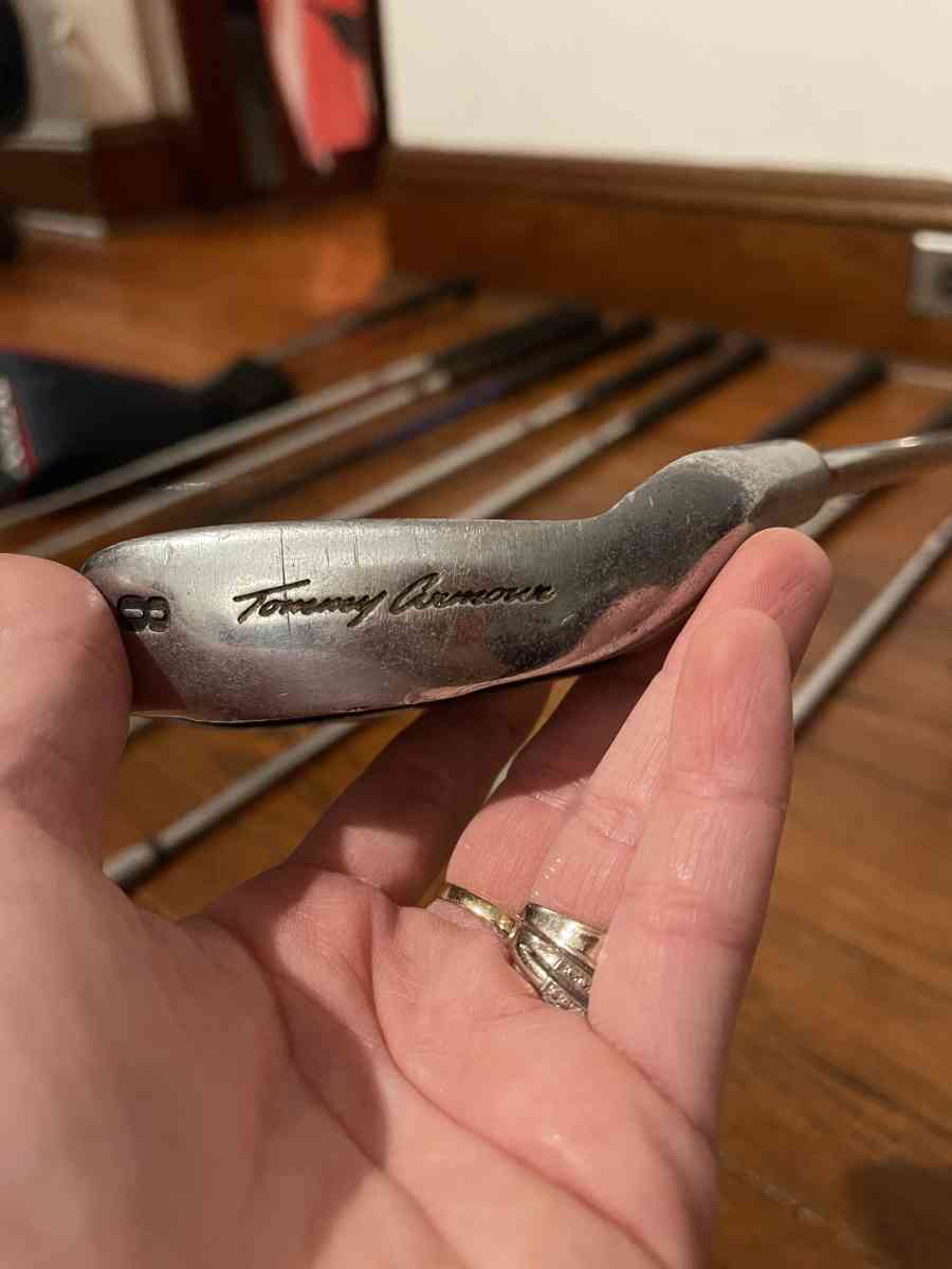 25 golf clubs - Lyndhurst, New Jersey - FleaMarketBay