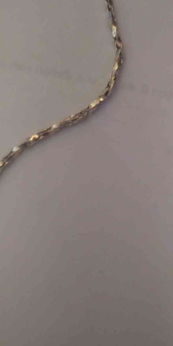 silver necklace - Yakima, Washington - FleaMarketBay