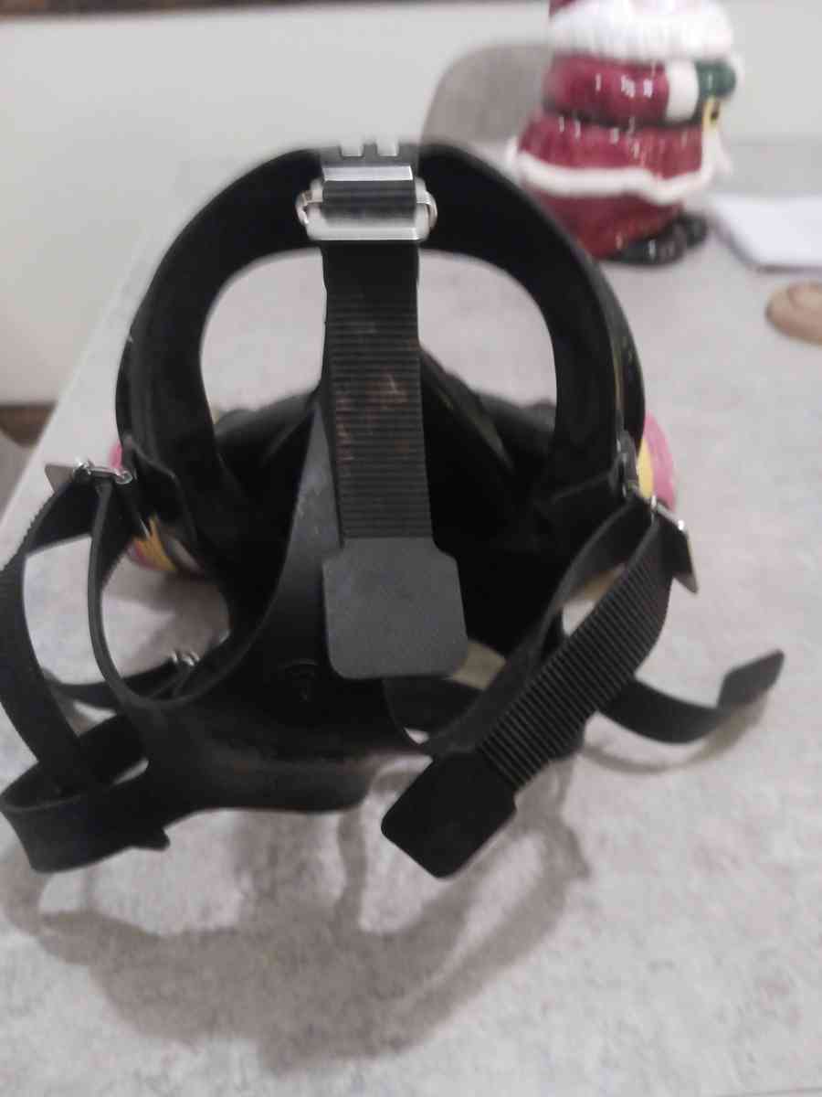 forced air respirator unit and MSA silicone respirator - North Jackson, Ohio - FleaMarketBay