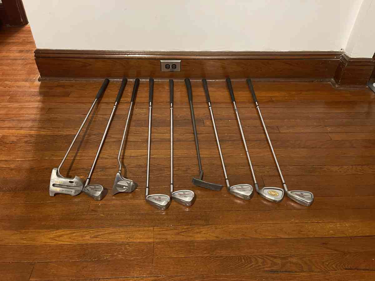 25 golf clubs - Lyndhurst, New Jersey - FleaMarketBay