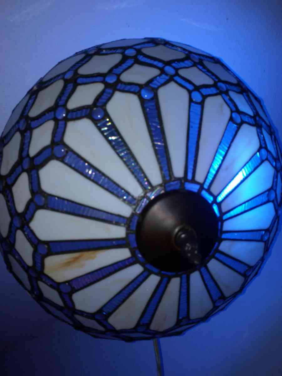 Tiffany Chandler lamp - San Antonio, Texas - FleaMarketBay