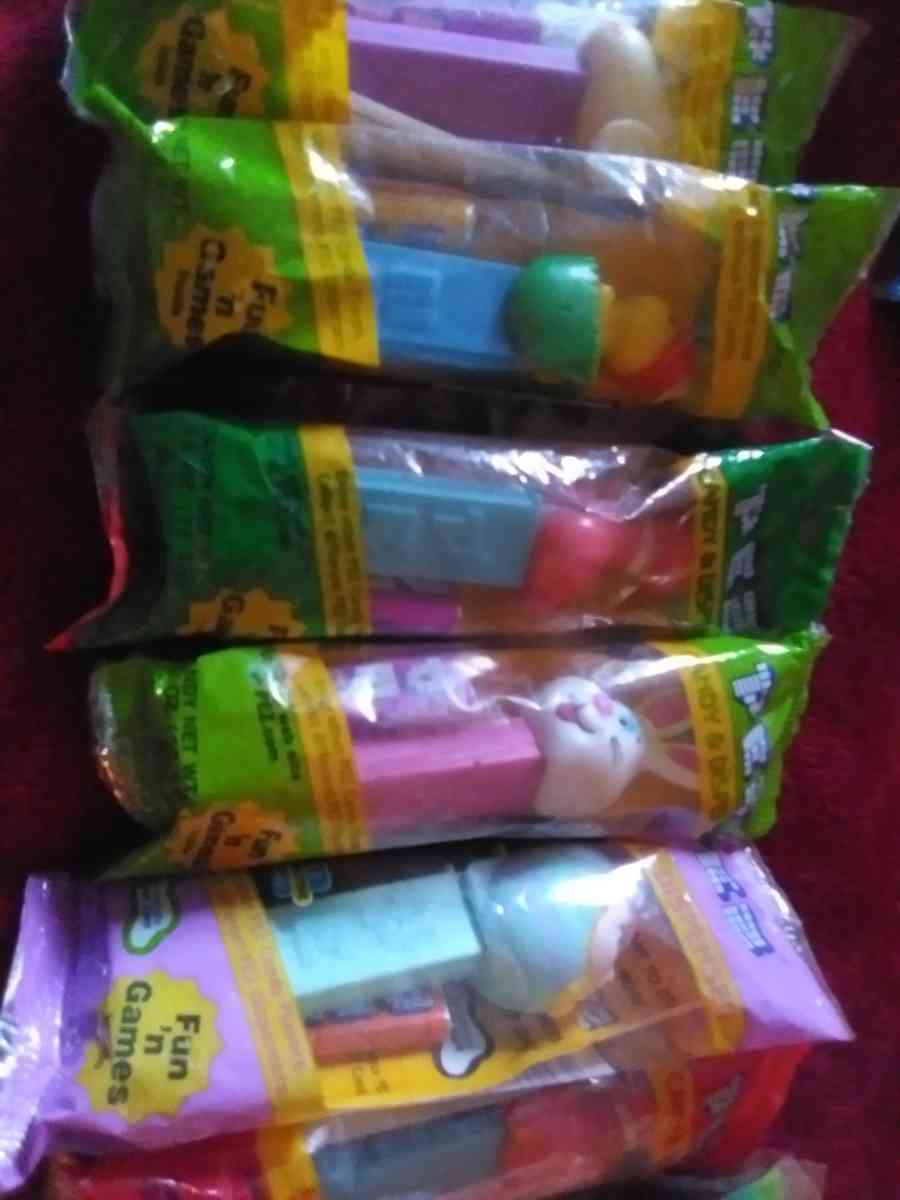 vintage pee candy dispensers - Dexter City, Ohio - FleaMarketBay