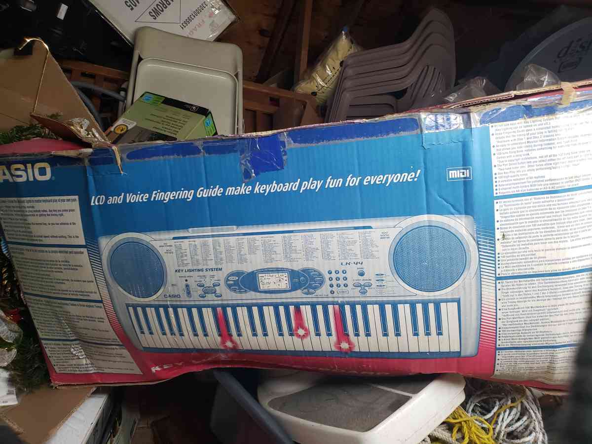 Casio KeyBoard - Burbank, Illinois