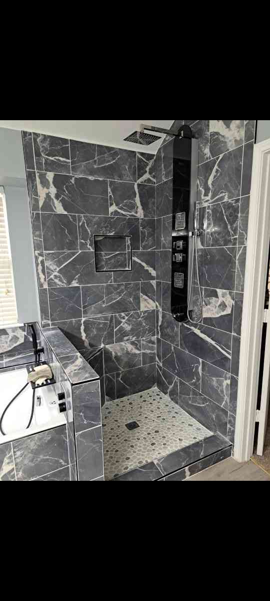 bathrooms remodel kitchens and floor - Fort Worth, Texas - FleaMarketBay