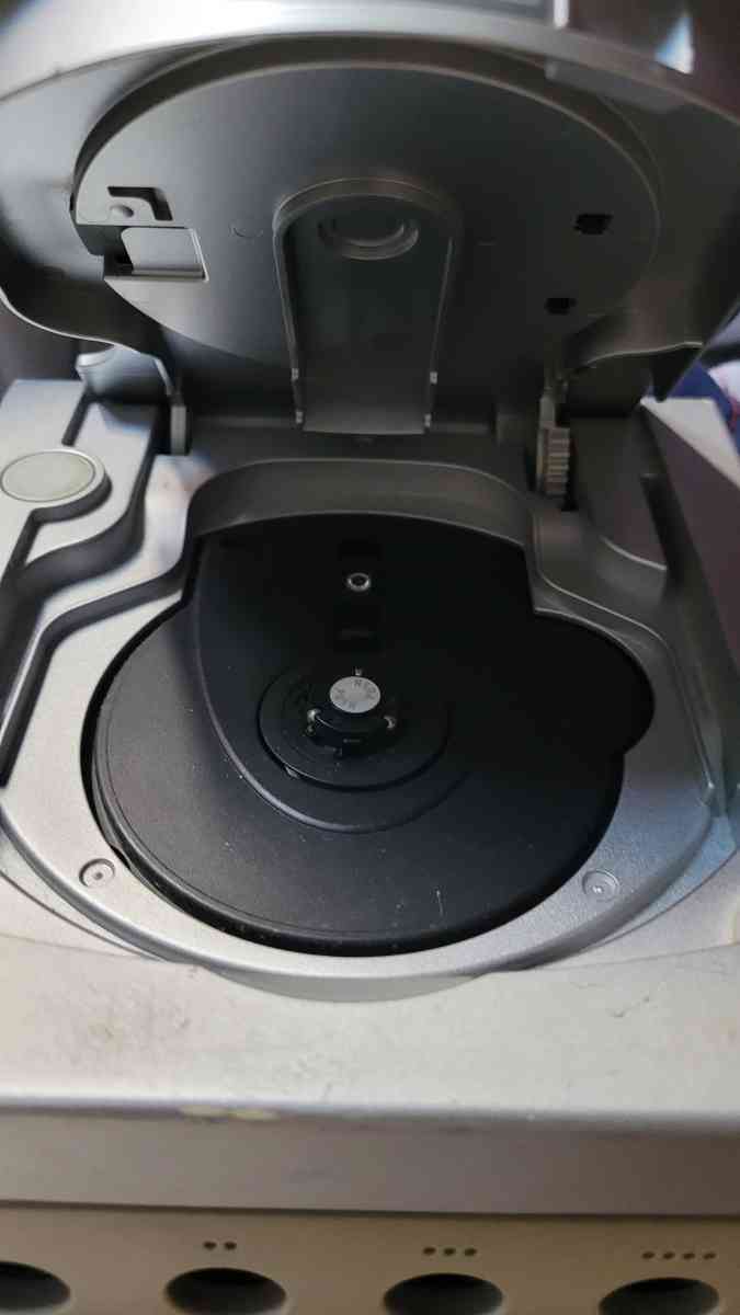 Nintendo GameCube silver console - Arapahoe, Colorado