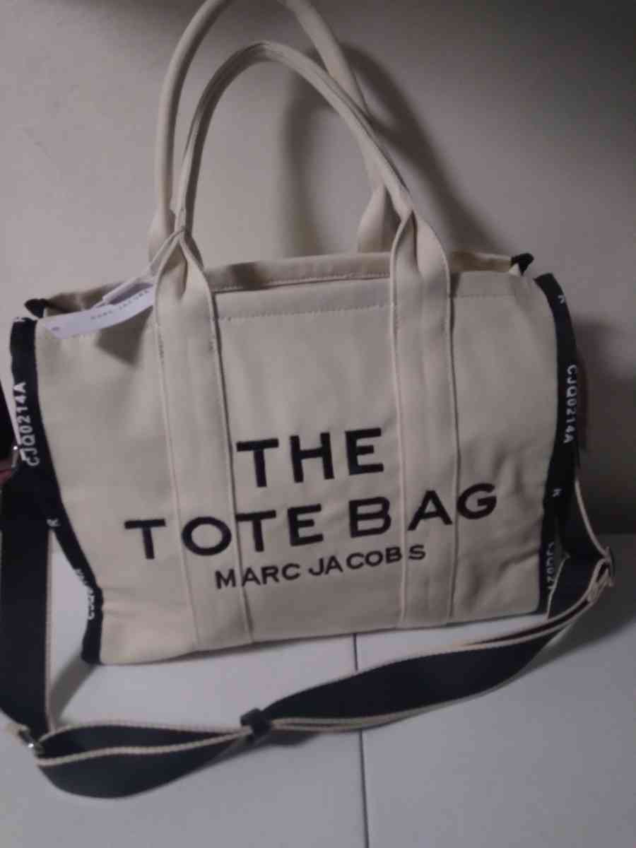 handbag - Acton, Massachusetts