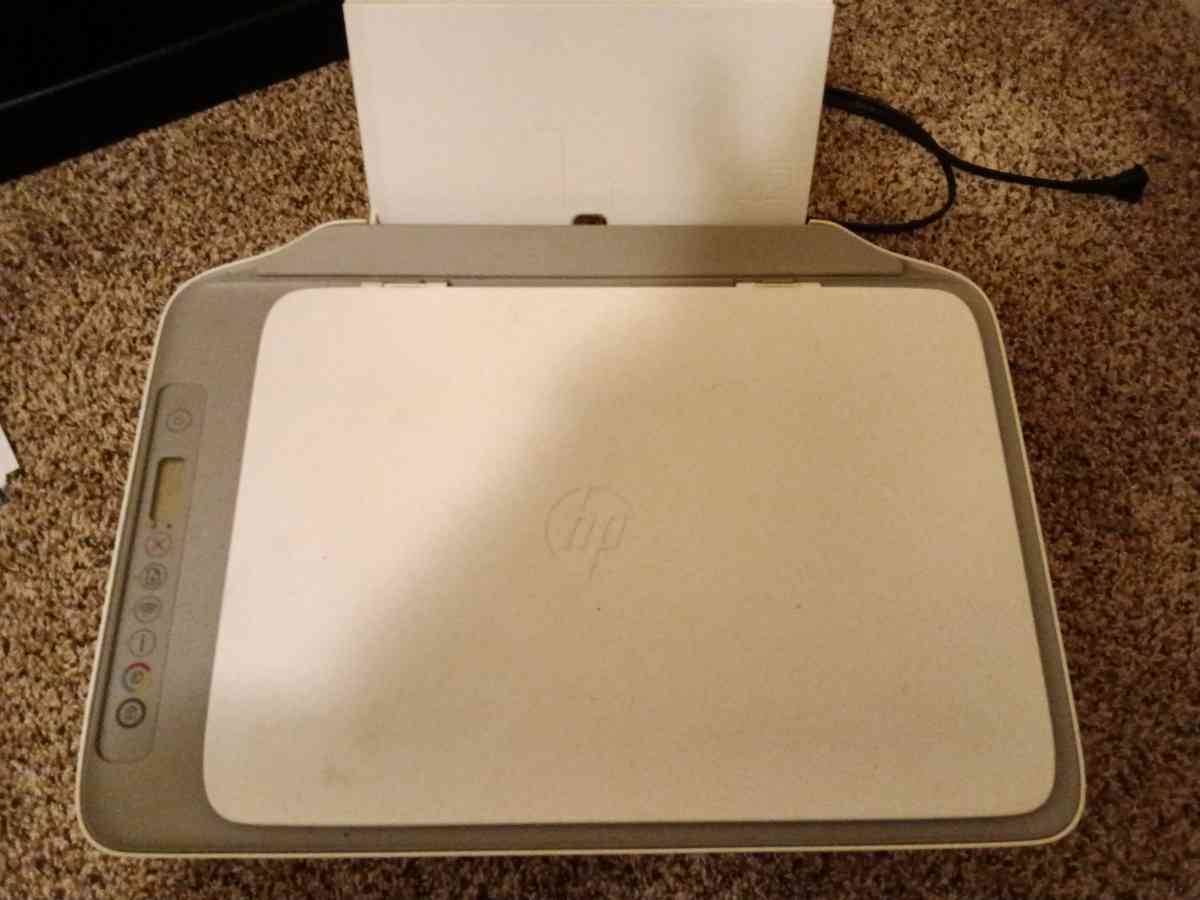 contents of a storage unit - Biloxi, Mississippi - FleaMarketBay