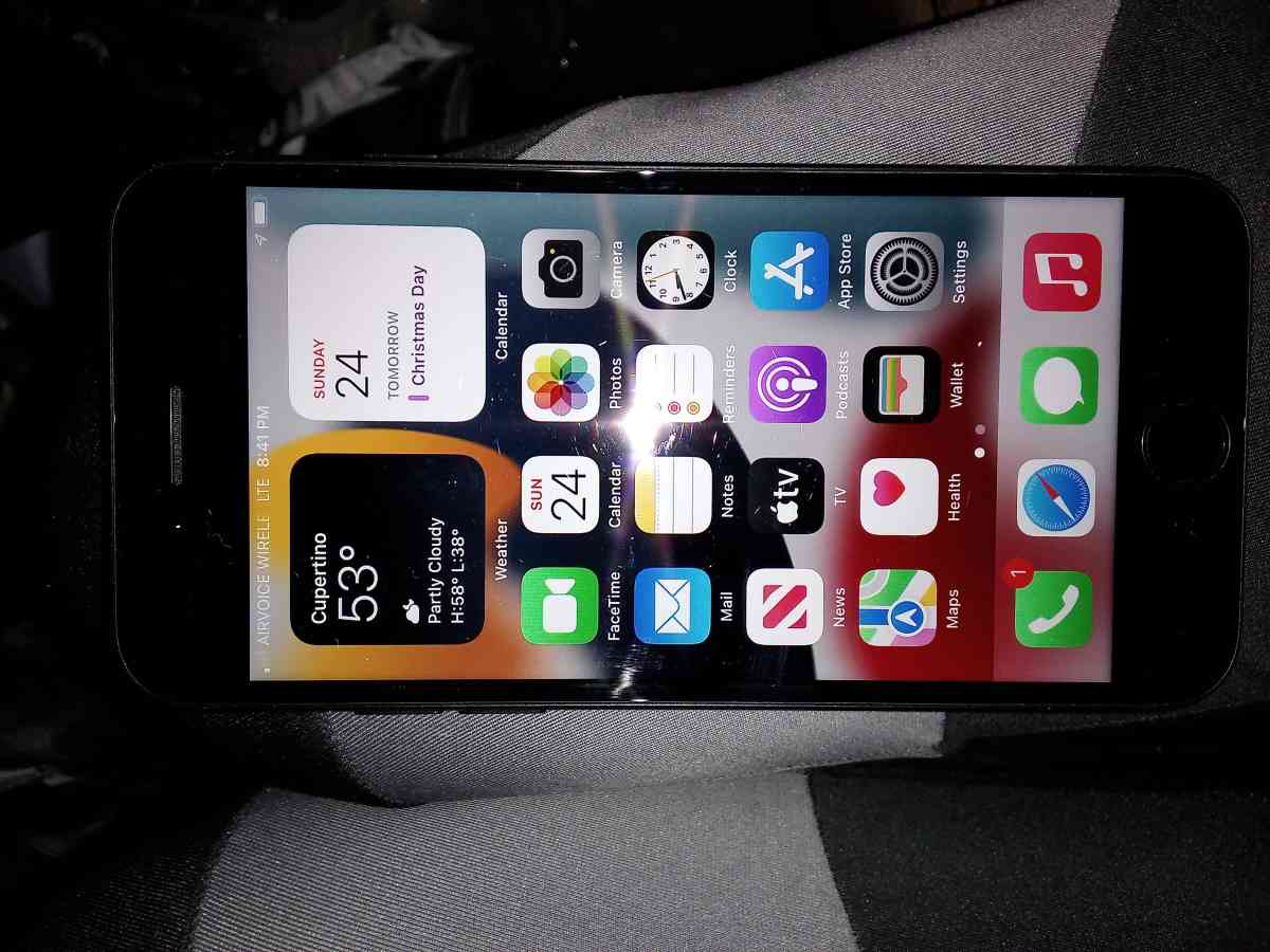 iPhone 7 - Ashland, Kentucky - FleaMarketBay