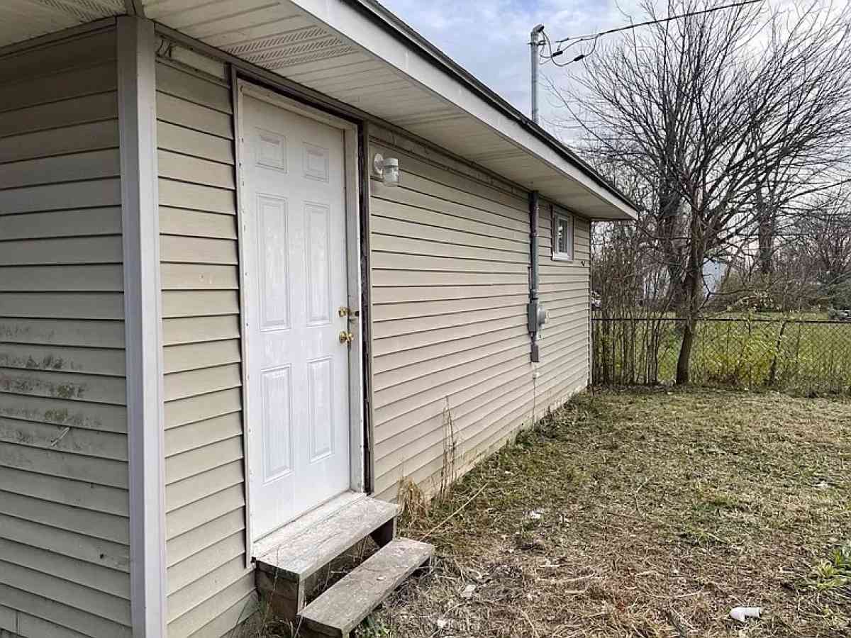 house for rent - Dayton, Ohio - FleaMarketBay