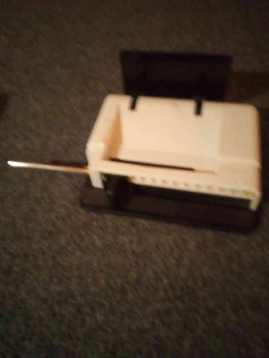 cigarette roller - Asheville, North Carolina - FleaMarketBay