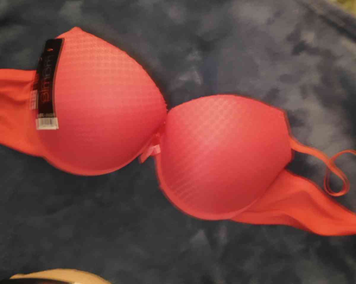 Set Of 6 Bras - North Las Vegas, Nevada - FleaMarketBay