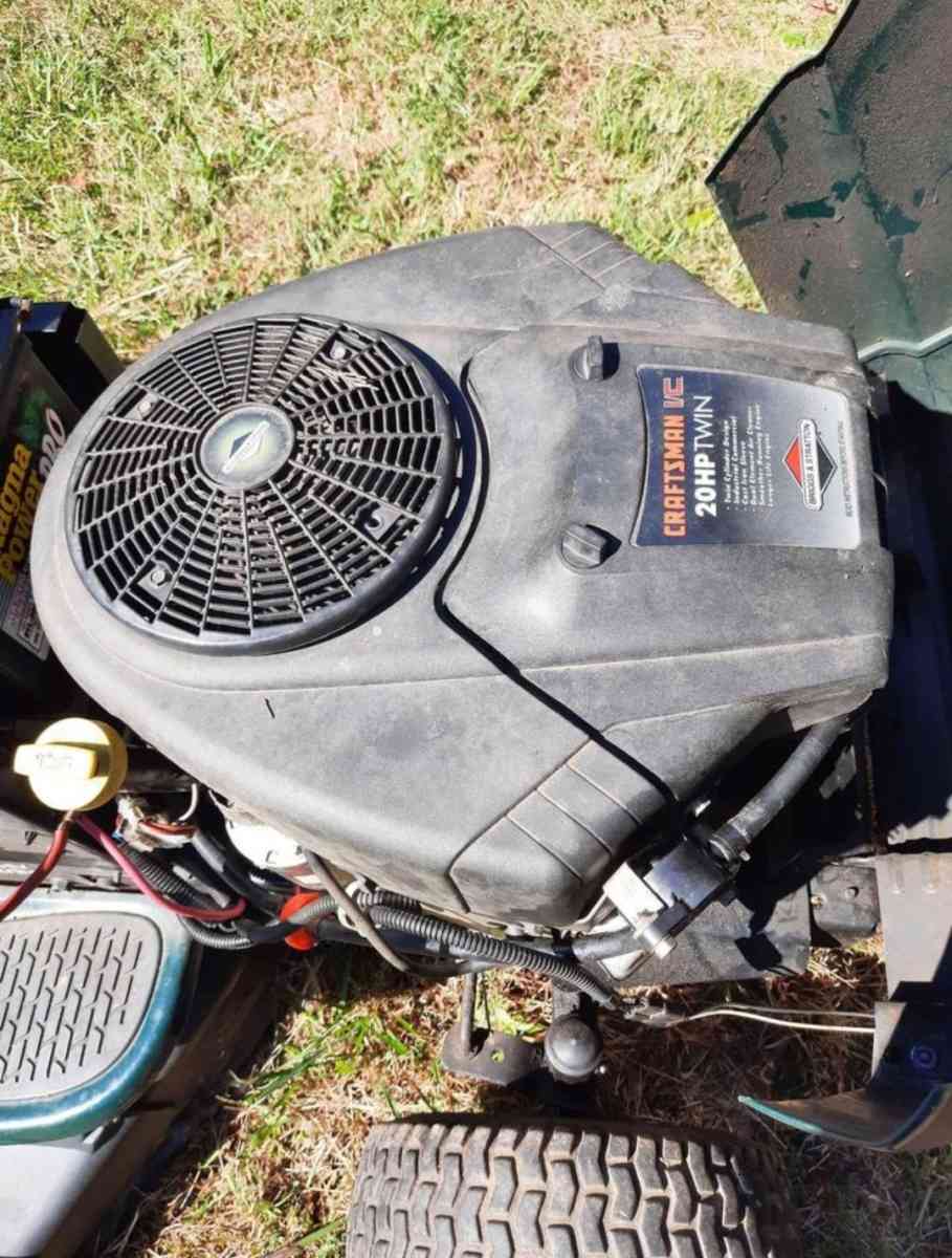 20HP Craftsman LT1000 Riding Mower 42 Inch Cut - Southmont, North Carolina - FleaMarketBay